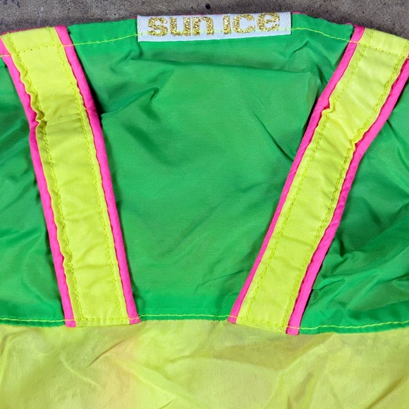 Vintage Women’s 80s Sunice Colourful Light Weight Windbreaker | Large - Picture 12 of 12